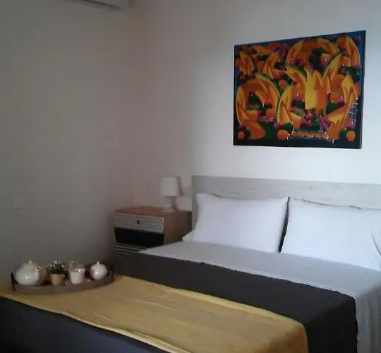 לינה וארוחת בוקר Murgenere