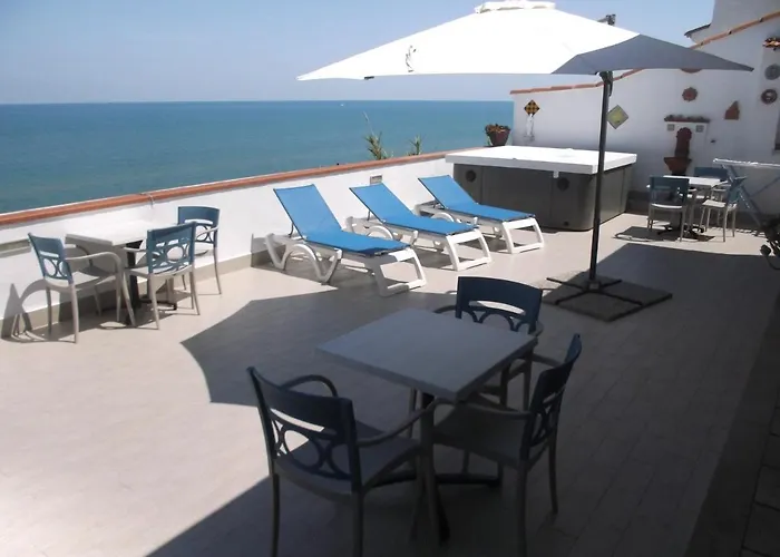 Alojamento de Acomodação e Pequeno-almoço Murgenere 4*